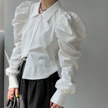 [ YOUYILIN ] Mix 패브릭 개더 슬리브 블라우스