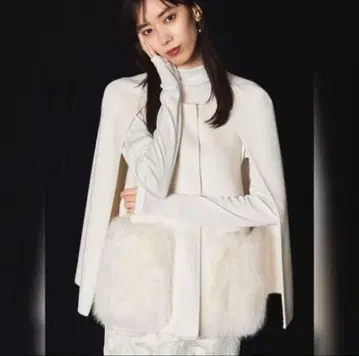 셀포드 퍼 포켓 리버 케이프 자켓