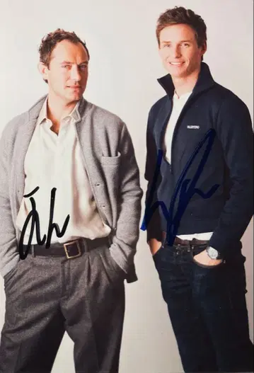 판타비 에디 레드메인 & 주드 로 친필 사인 사진 ss8