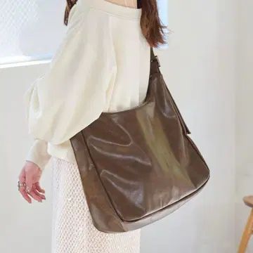 kastane [ A4 사이즈 ] 가죽 숄더백