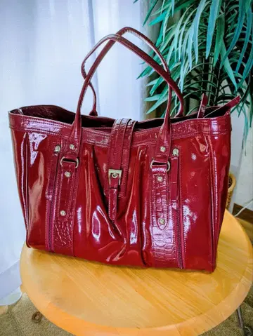 버건디 레드 계열 a4 토트백