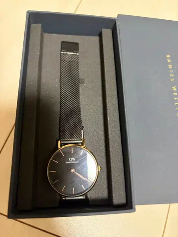 다니엘 웰링턴 여성용 손목시계