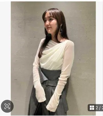 프레이 아이디 아지메 데콜테 플로키 튤 상의