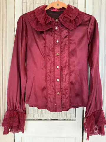 BABY,THE STARS SHINE BRIGHT 블라우스