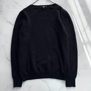 새상품급 유니클로 UNIQLO 캐시미어 100% 스웨터 네이비 XL