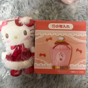 헬로키티 봉제 인형 세트