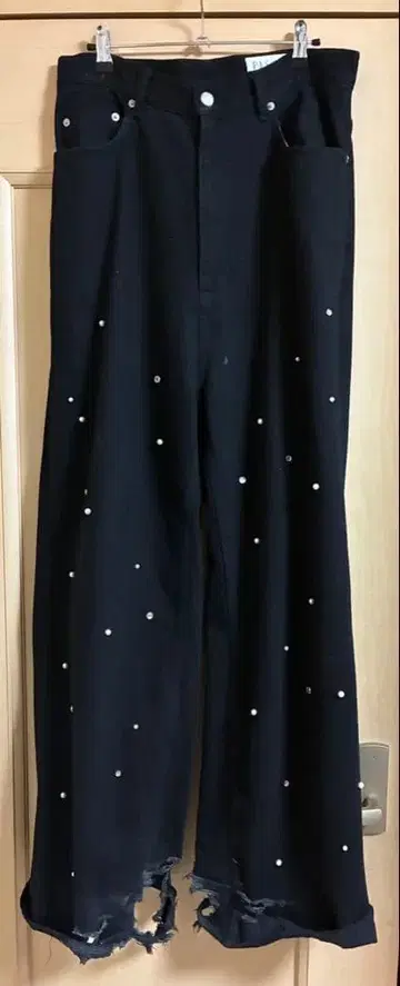 el conductorh 큐빅 팬츠