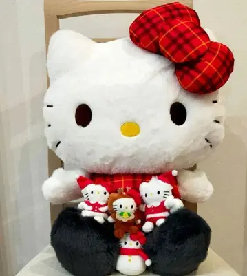 키티 로리즈팜 Me% 마스코트 라운드원 한정판 봉제 인형