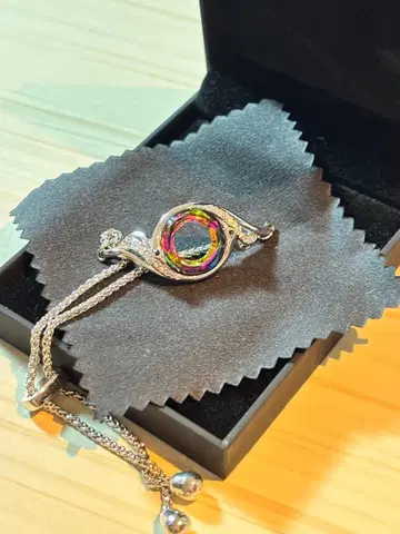 케이트 린 팔찌