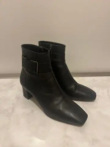 다이애나 가죽 부츠 블랙