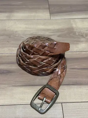 브라운 웨빙 벨트