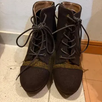 Harris Tweed 다크 브라운 힐 부츠 해리스 트위드