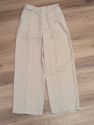 crewre 핀턱 슬라브 스트레이트 팬츠 size2