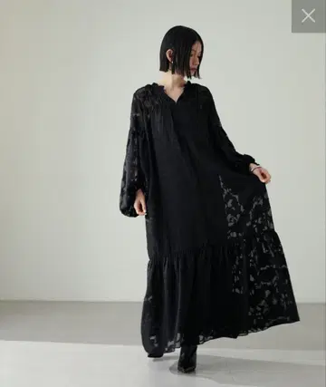 LARUTA 모듬 낙하감 개더 원피스