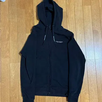 Armani Exchange 블랙 후드티 S 사이즈