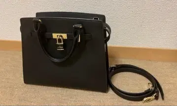 사만다 타바사 블랙 가죽 핸드백 숄더백 2way