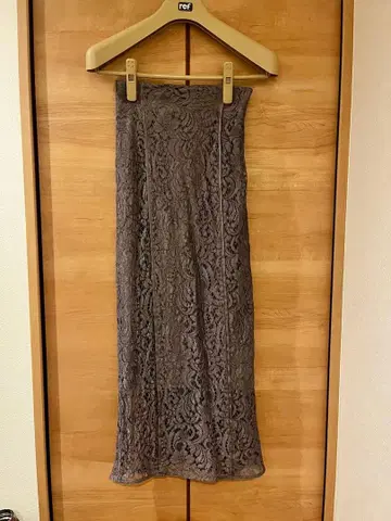 anuance 그레이 레이스 타이트 스커트 풀렝스