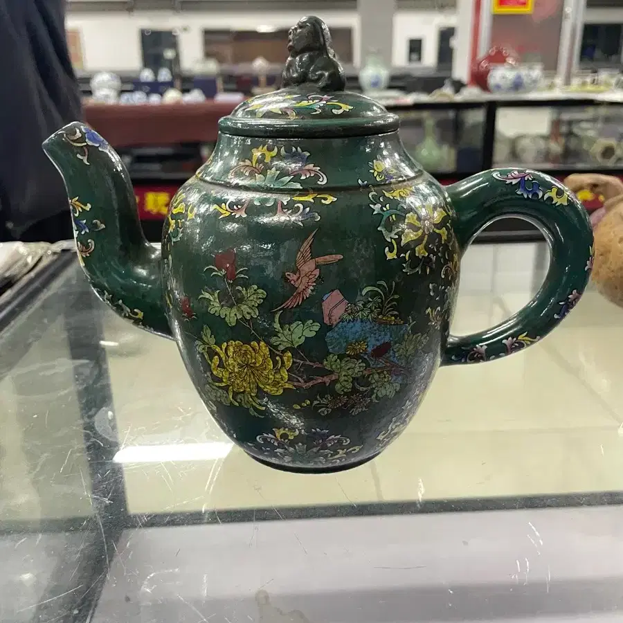 Republic of China era Yixing clay teapot (in transit)