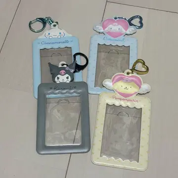 산리오 트레이딩 카드 홀더 시나몬 쿠로미 폼폼푸딩