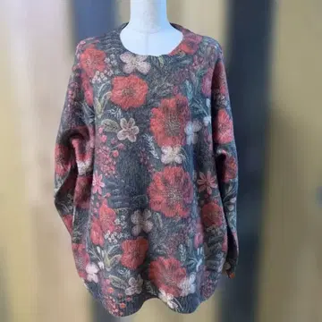 꽃무늬 울 혼방 오버사이즈 스웨터