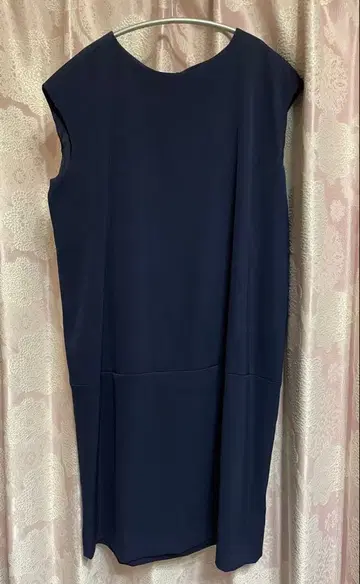 23구 슬리브리스 원피스