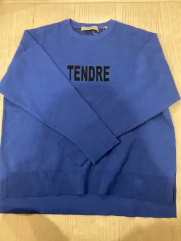 [ 새상품 ] 앙피로 로고 니트 M 사이즈 블루