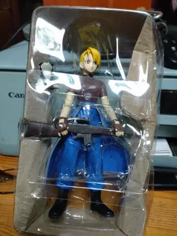 리자 호크아이 & 블랙 하야테호 [강철의 연금술사] 리얼 피규어 디럭스