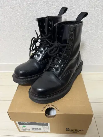 1460 MONO 8홀 부츠 박스 있음