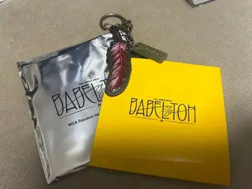 미세스 바벨탑 랜덤 키링 C