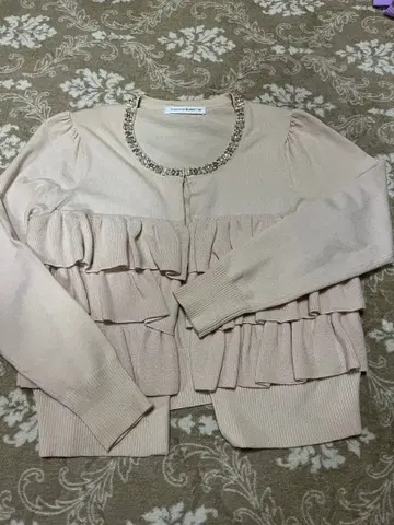 엠프리미어 블랙 가디건