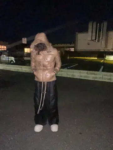 Y2K 퍼 달린 다운 자켓 헤이세이 갸루 남자 광택 짧은 기장 opium