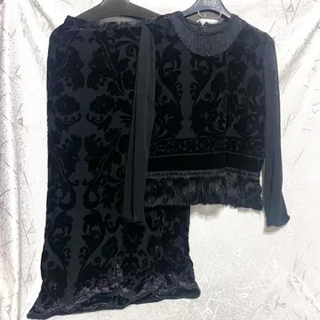 새상품급 [이타리야] 긴팔 셋업 스커트 11호 블랙 벨로아 시스루