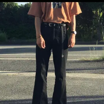 HARE 센터 슬릿 데님 플레어 팬츠 블랙