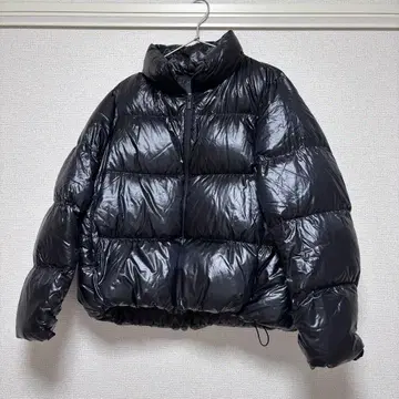 유니클로 울트라 라이트 다운 블랙 다운 자켓