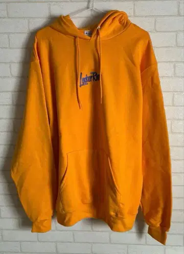 챔피온 오렌지 컬러 후드 부착 후드티 로고 자수 L 사이즈