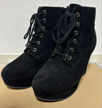 [ 새상품급 ] 블랙 스웨이드 숏부츠 [ 배송비 포함 가격 ]