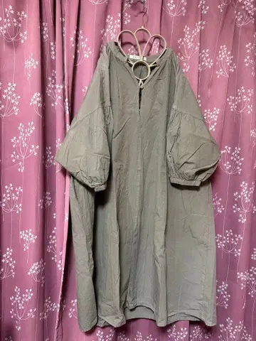 bittoko 그레이 무릎 기장 원피스 긴팔