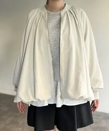 미사용 새상품 택 포함 밑단 벌룬 블루종 아이보리 셰토와