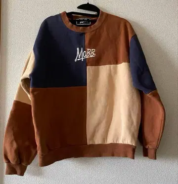 MOBB 패치워크 기모 트레이닝복 M 사이즈