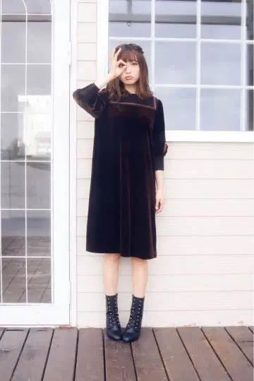 메종 드 플뢰르 프티 로브 카논