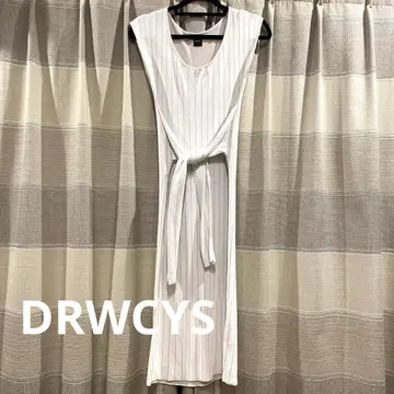 DRWCYS 스트라이프 슬리브리스 원피스