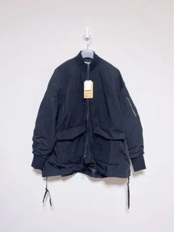 이번 시즌 BEARDSLEY 플레어 MA-1 블루종 블랙