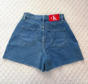 CK 데님 숏팬츠 하이웨스트