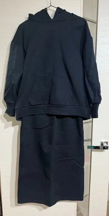 apart by lowrys 맨투맨 셋업 후드티