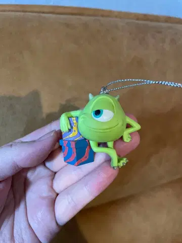 디즈니 마이크 와조스키 크리스마스 오너먼트