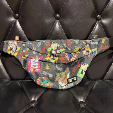 [ 시착만 한 상품 ] 근육맨 악마 초인 바디백