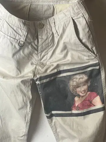 THEATER8 마스터마인드 마릴린 먼로 치노 팬츠