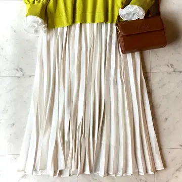 컨디션 최상 INDIVI 5L 근년 워셔블 허리밴딩 화이트 플리츠 스커트