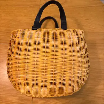 라탄 바스켓백 베이지 원형