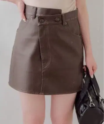 Chico 택 포함 새상품 가죽 스커트 짙은 갈색